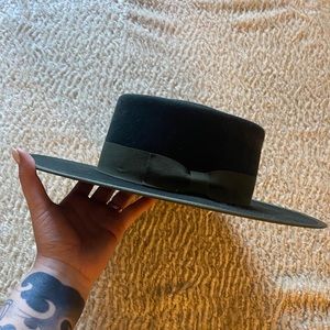 Olive & Pique Boater Hat